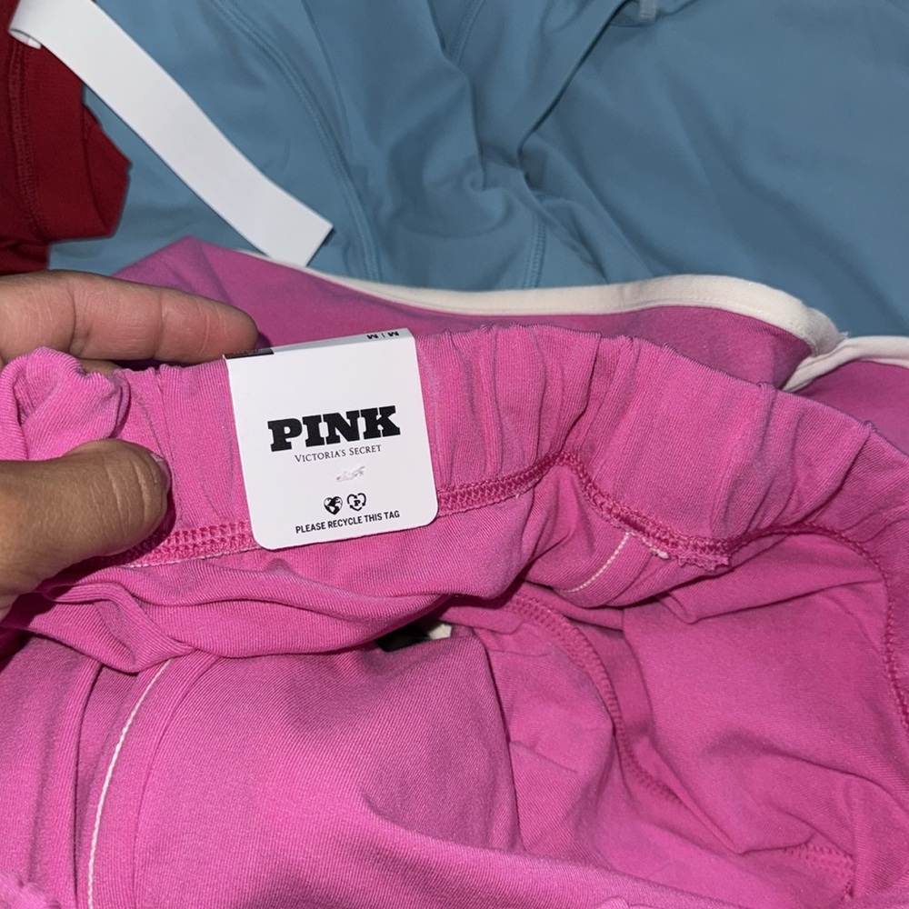 PINK Victoria's Secret pink logo shorts - Picture 3 of 5